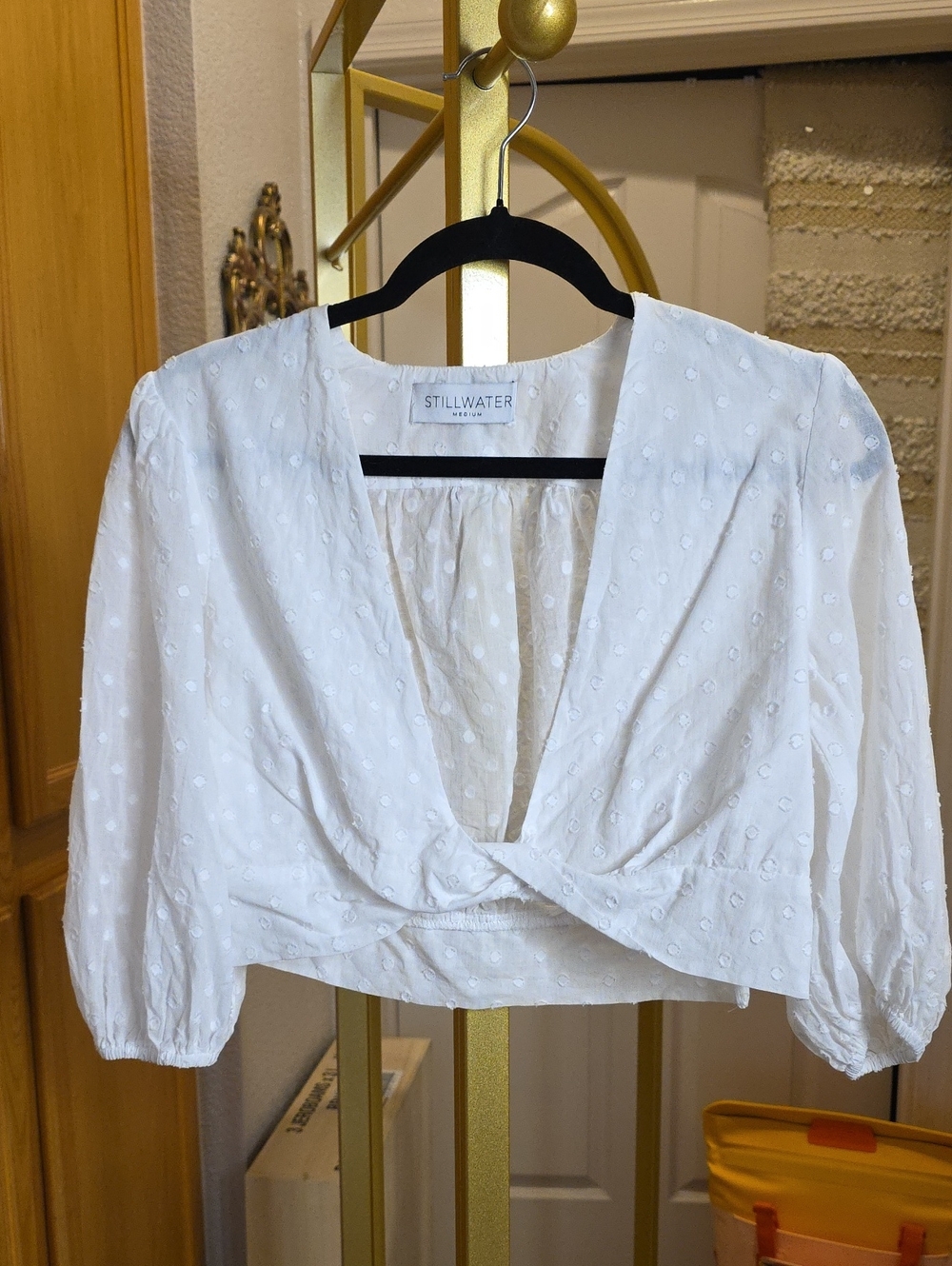Stillwater Textured White Swiss Dot Twist-Front Crop Top Medium Zip Side